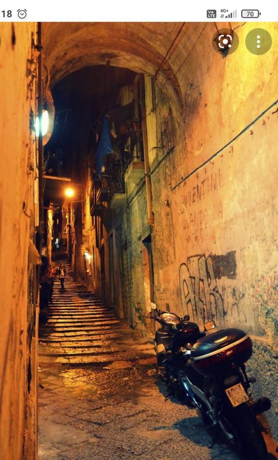 Napoli&Love Apartment Bovio Centro Storico Buitenkant foto