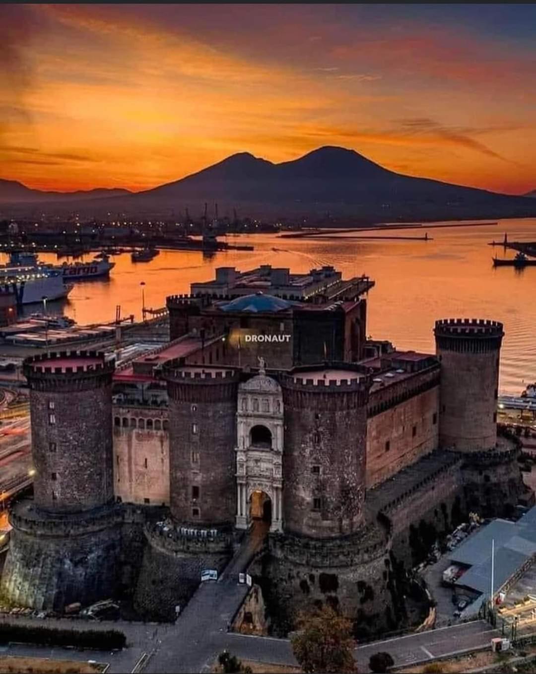 Napoli&Love Apartment Bovio Centro Storico Buitenkant foto